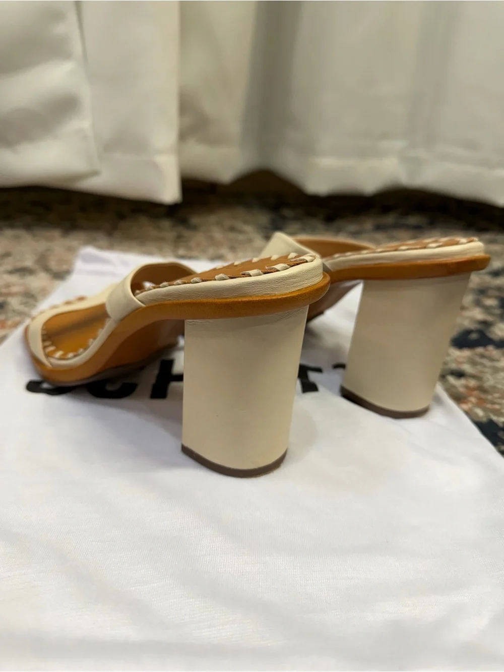 SCHUTZ Cream Leather Whipstitch Square Toe Block Heel Sandals Size 6